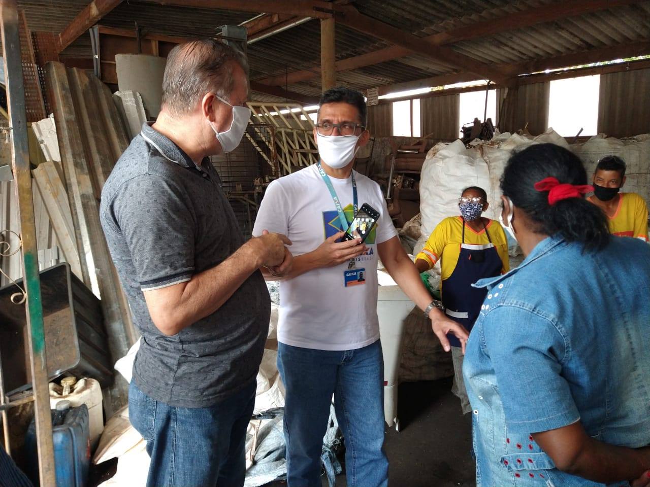 Representantes da Caixa Econômica conhecem gestão de resíduos em Araraquara