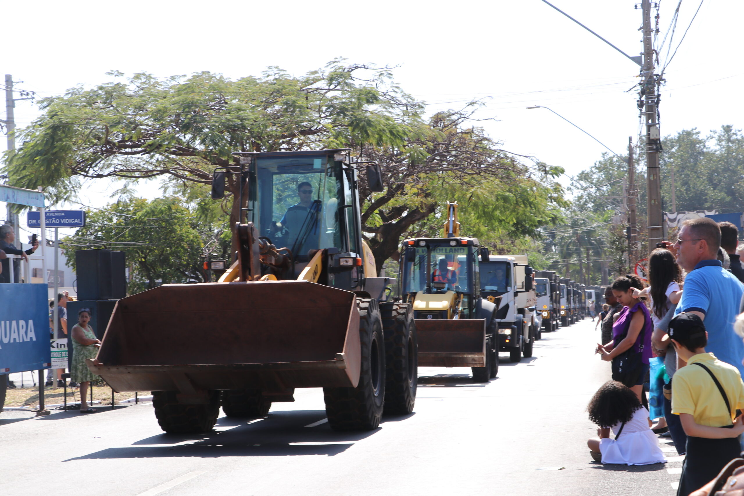 DAAE PARTICIPA DO DESFILE DE ANIVERSÁRIO DE ARARAQUARA