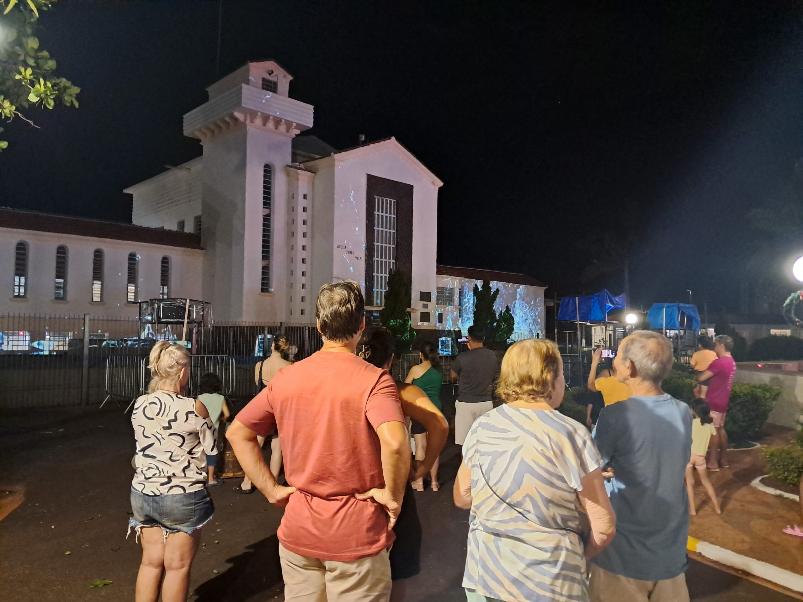 APROVEITE O ÚLTIMO DIA DE PROJEÇÃO DE IMAGENS E A PRESENÇA DO PAPAI NOEL!