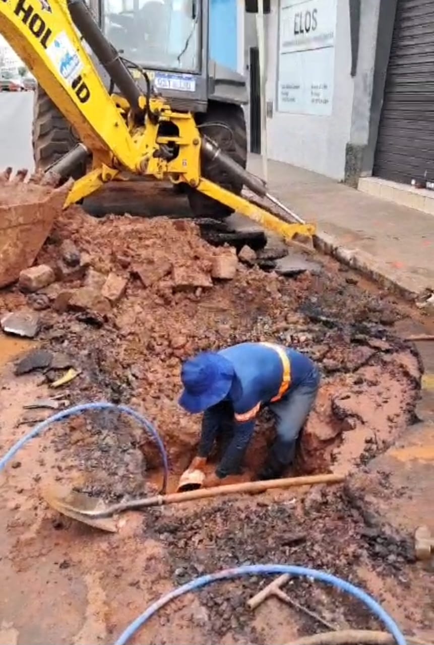 INTERDIÇÃO EMERGENCIAL DE TRÂNSITO NA RUA SÃO BENTO (19/12)