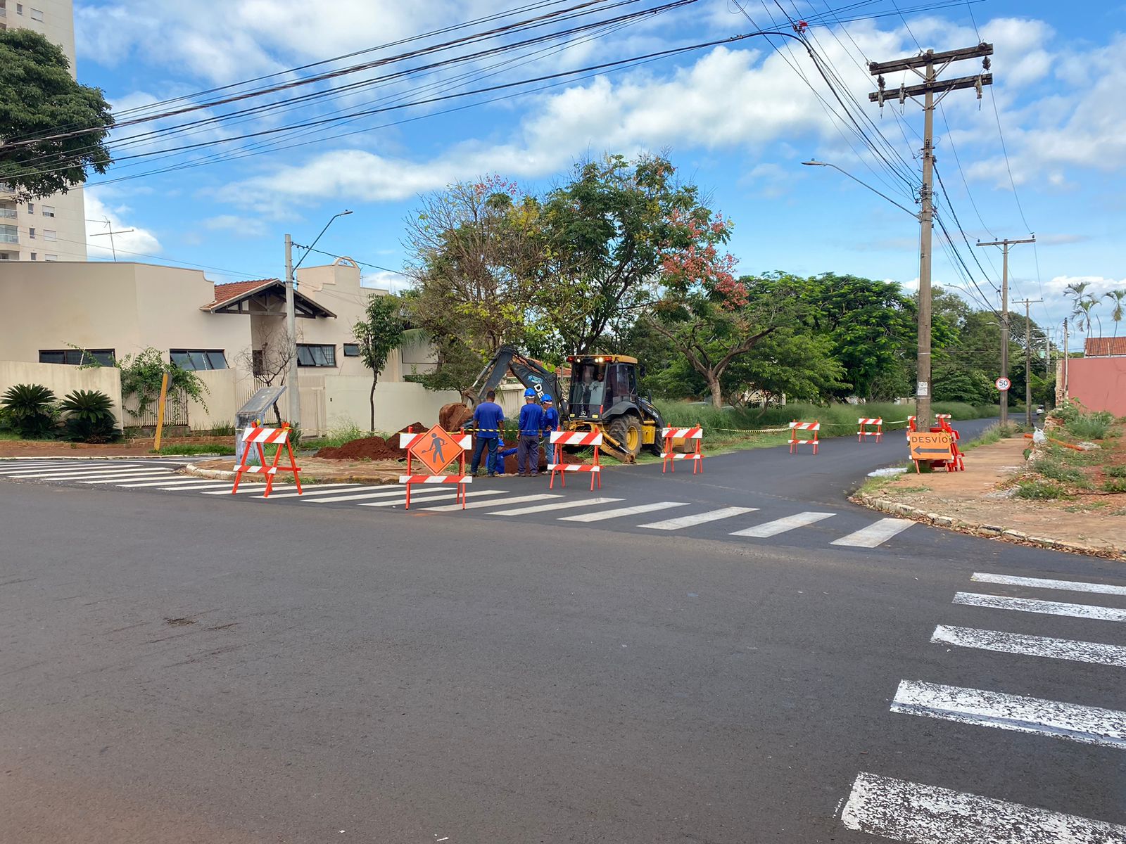 SERVIÇO PROGRAMADO NO JARDIM MORUMBI (14/04)