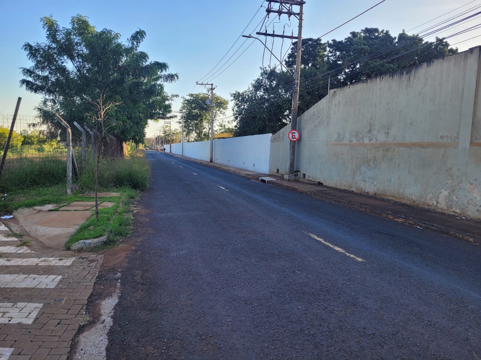 DAAE INICIA IMPLANTAÇÃO DE COLETOR DE ESGOTOS NA VILA RENATA NESTA QUARTA-FEIRA (10/06)