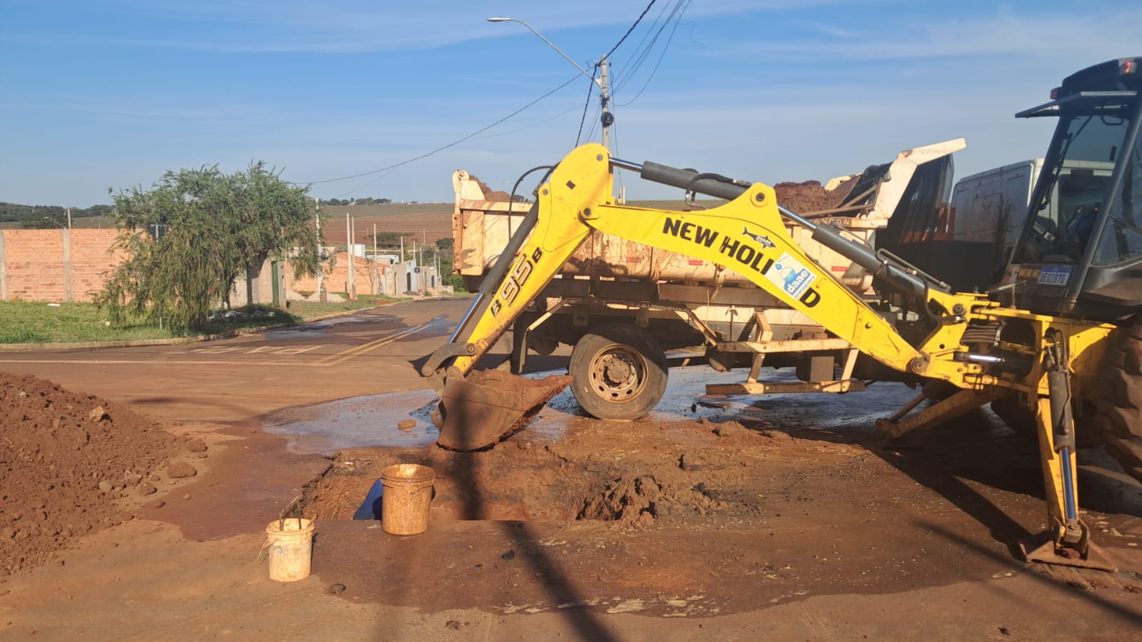 SERVIÇO EMERGENCIAL NO RESIDENCIAL ALAMEDAS 2 (11/08)
