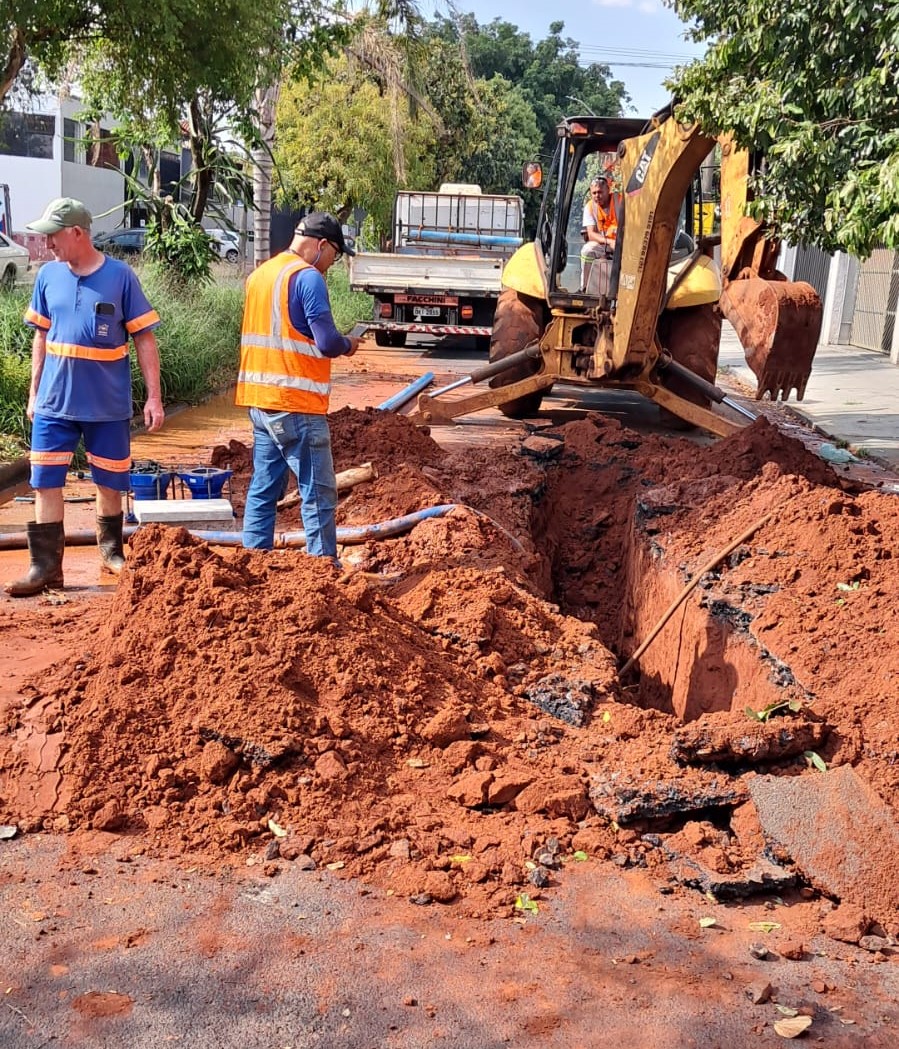 SERVIÇO EMERGENCIAL NO JARDIM BRASÍLIA (28/08)